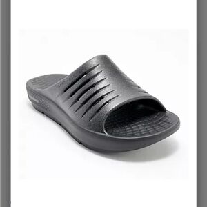 NWT Skechers GO GORecover Vegan Arch Fit Recovery Sandal - Glam Up size 8